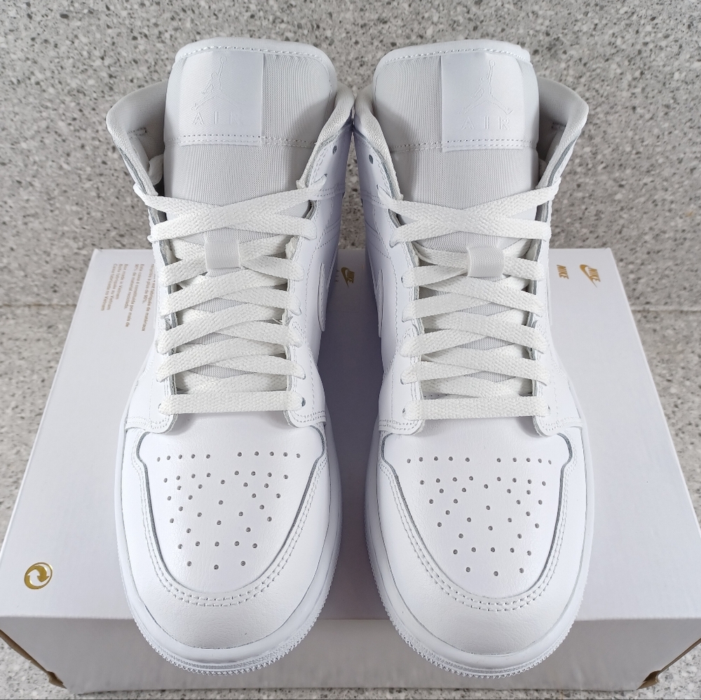 Nike Air Jordan 1 Mid Triple White Sneakers Shoes - Picture 3 of 12